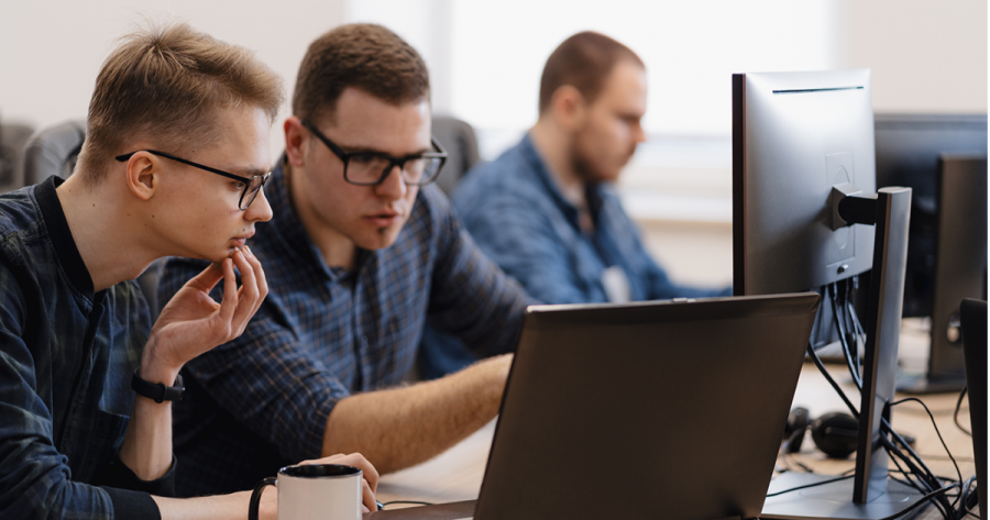 collaboration-between-employees
