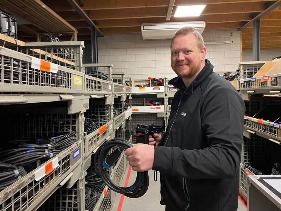MHB warehouse manager